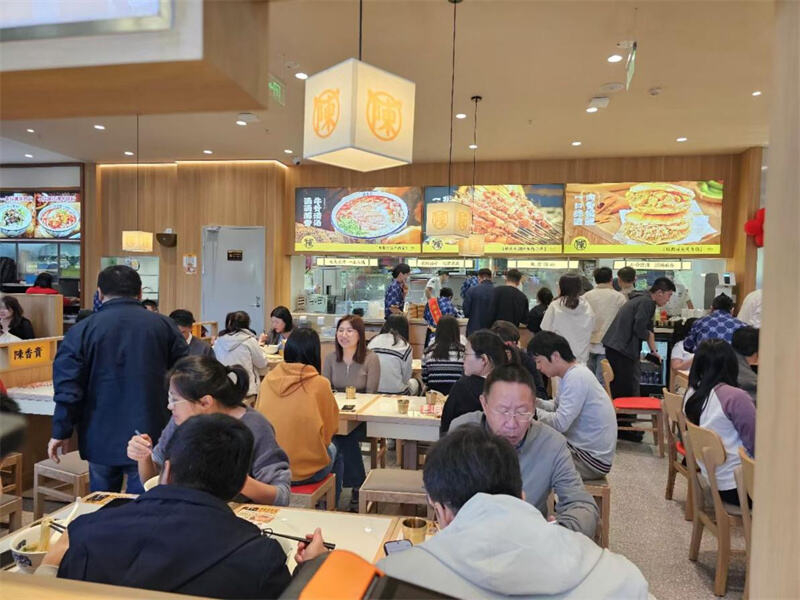 MR. Noodle Chen  China Lanzhou：A feast for the taste buds, a choice of quality.